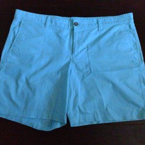 Khakis by Gap Girlfriend 7in. Short Mint Size 16